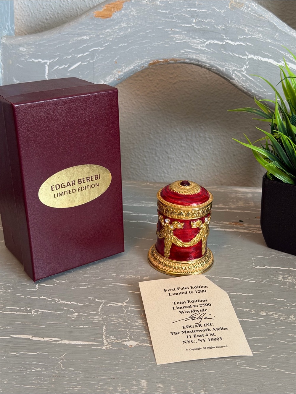 Vintage Edgar Berebi Limited Edition Red and Gold Decorative Box collectors